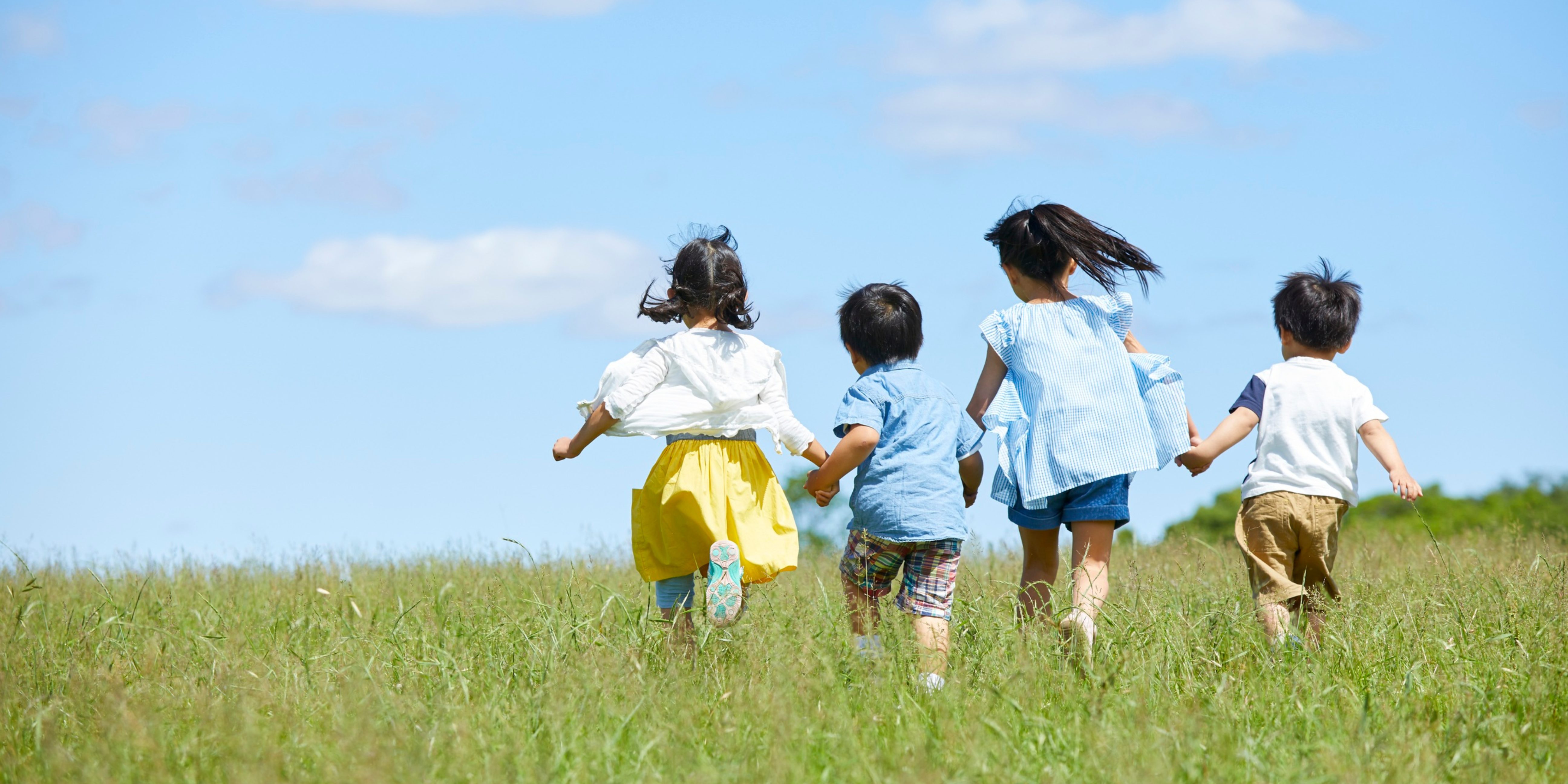 occuper-enfants-fete-famille-coin-jeux